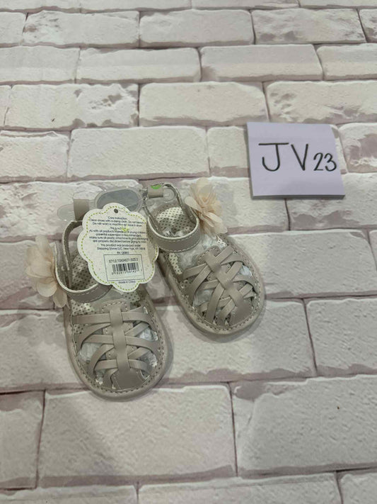 Shoes Size 3-6m BNWT