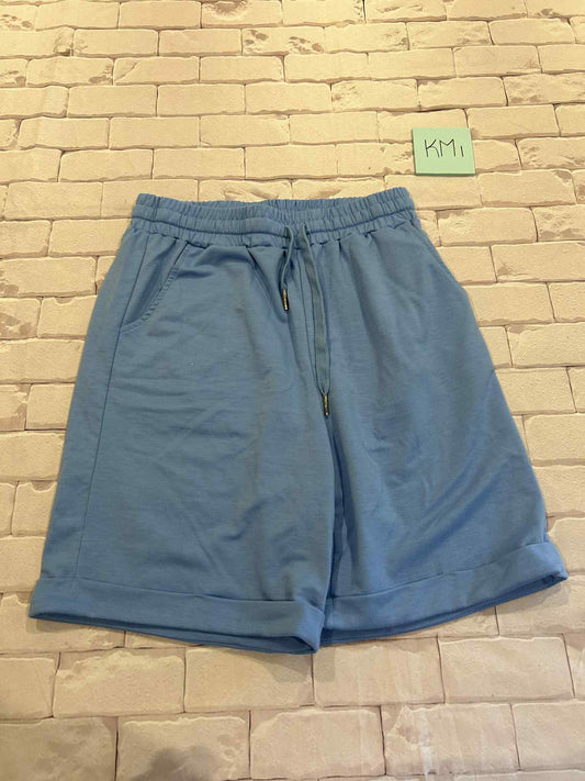 Ladies Bottoms Size M