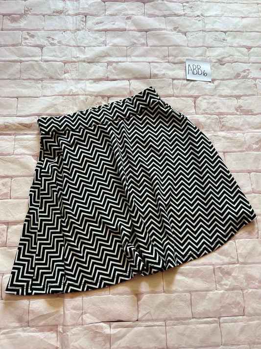 Ladies Bottoms Size S
