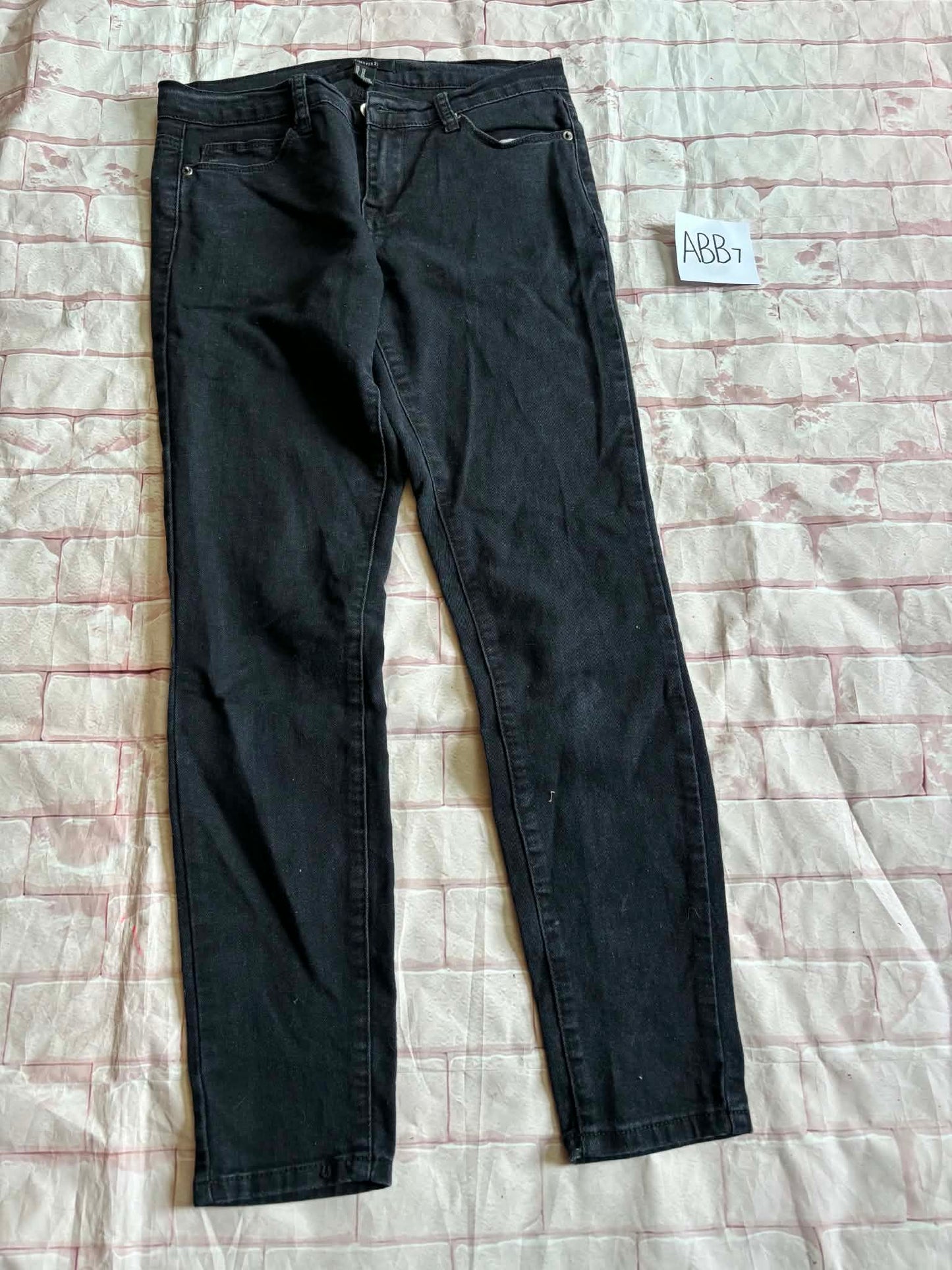 Ladies Bottoms Size 27