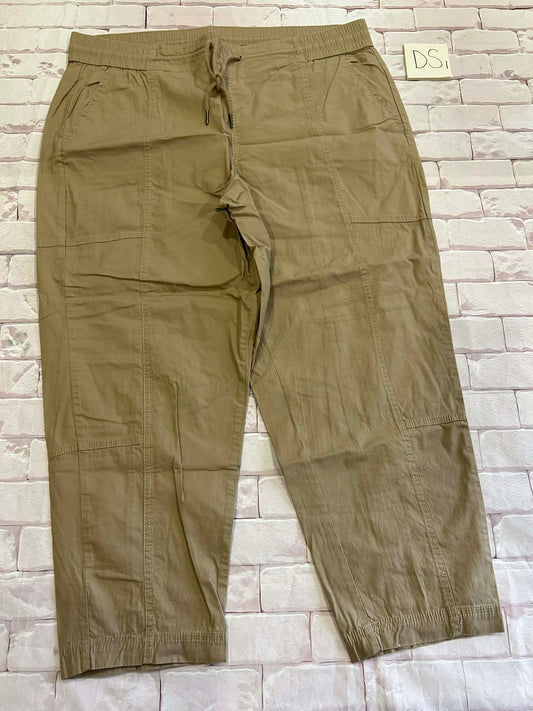 Ladies Bottoms Size 20