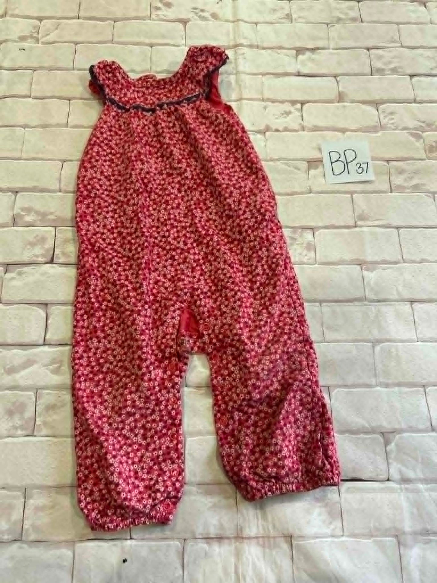 Outfits Size 24m