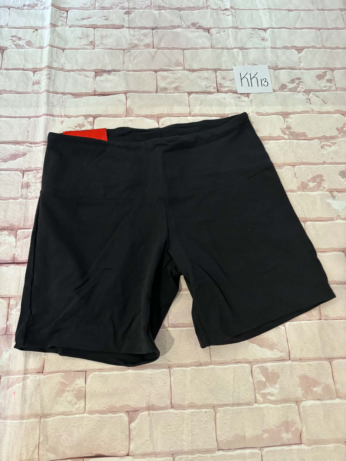 Bottoms Size M BNWT