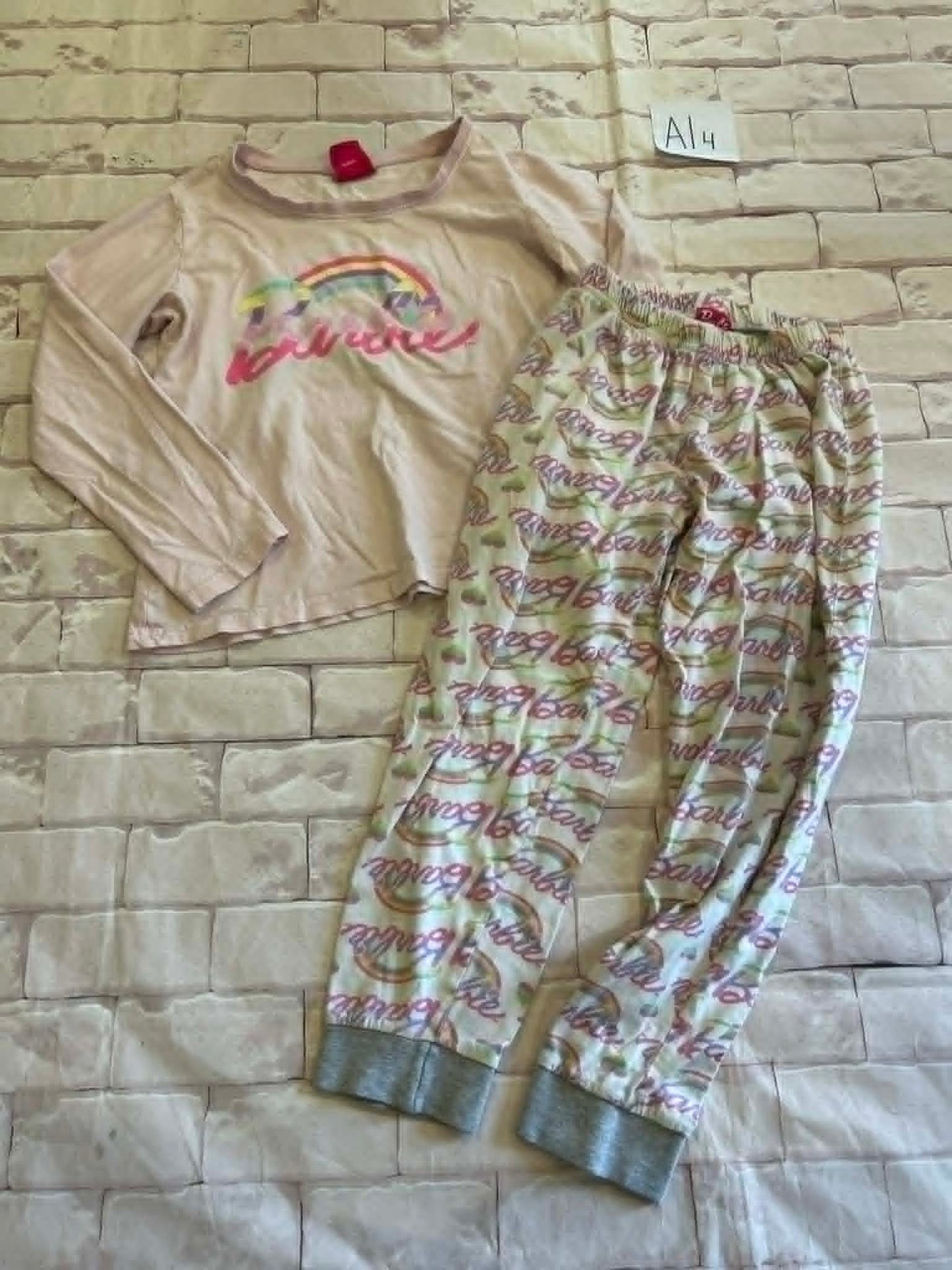 Sleepwear Size 8 Wash Wear