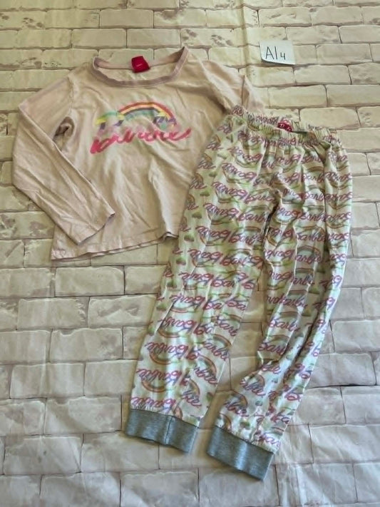 Sleepwear Size 8 Wash Wear