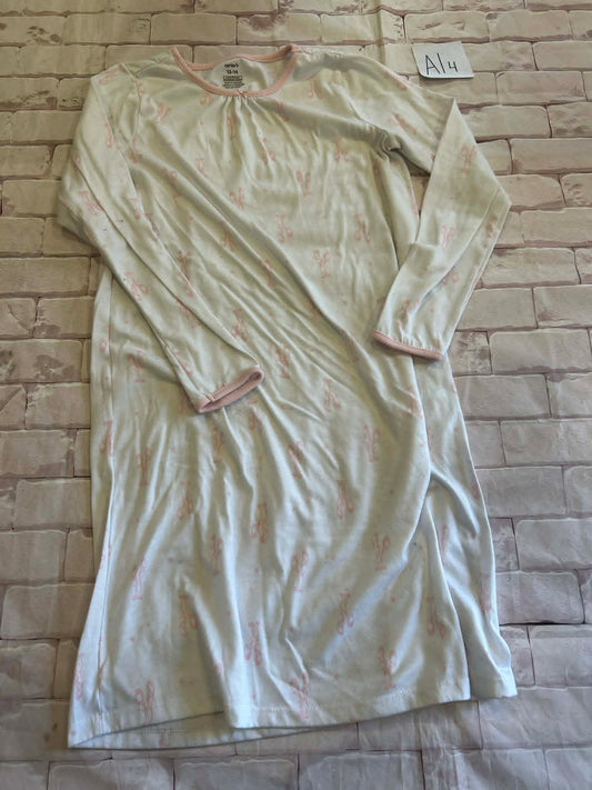 Sleepwear Size 12-14 Wash Wear
