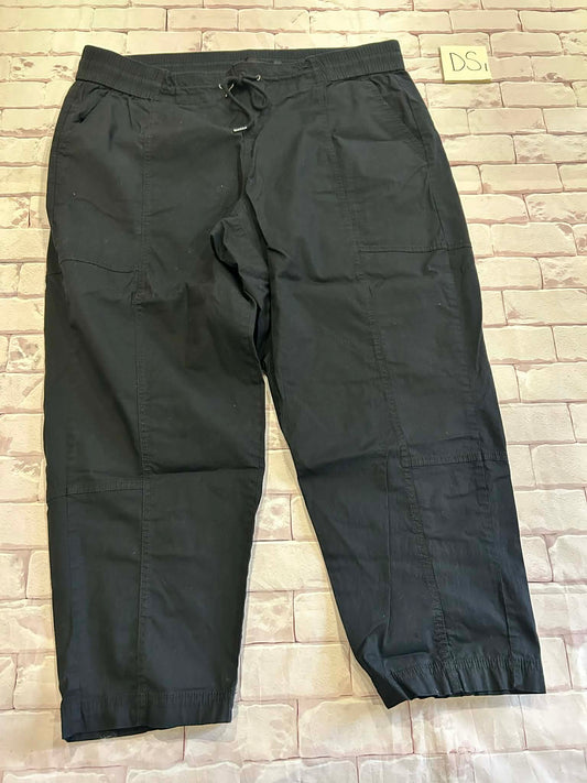 Ladies Bottoms Size 20