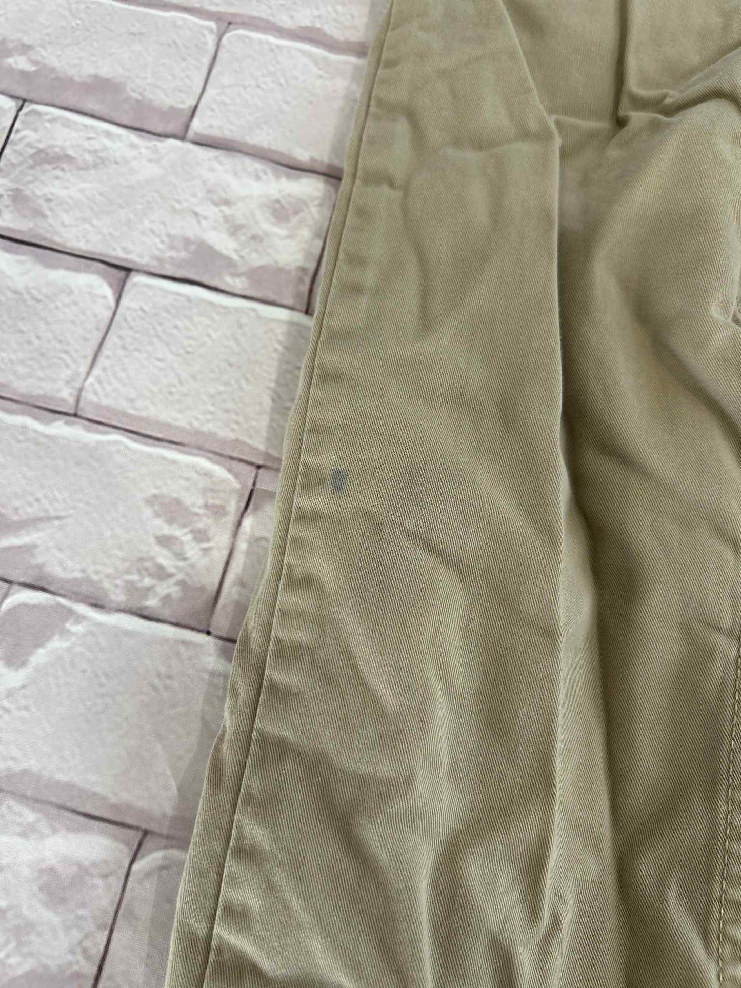 Bottoms Size 6 Small Stain