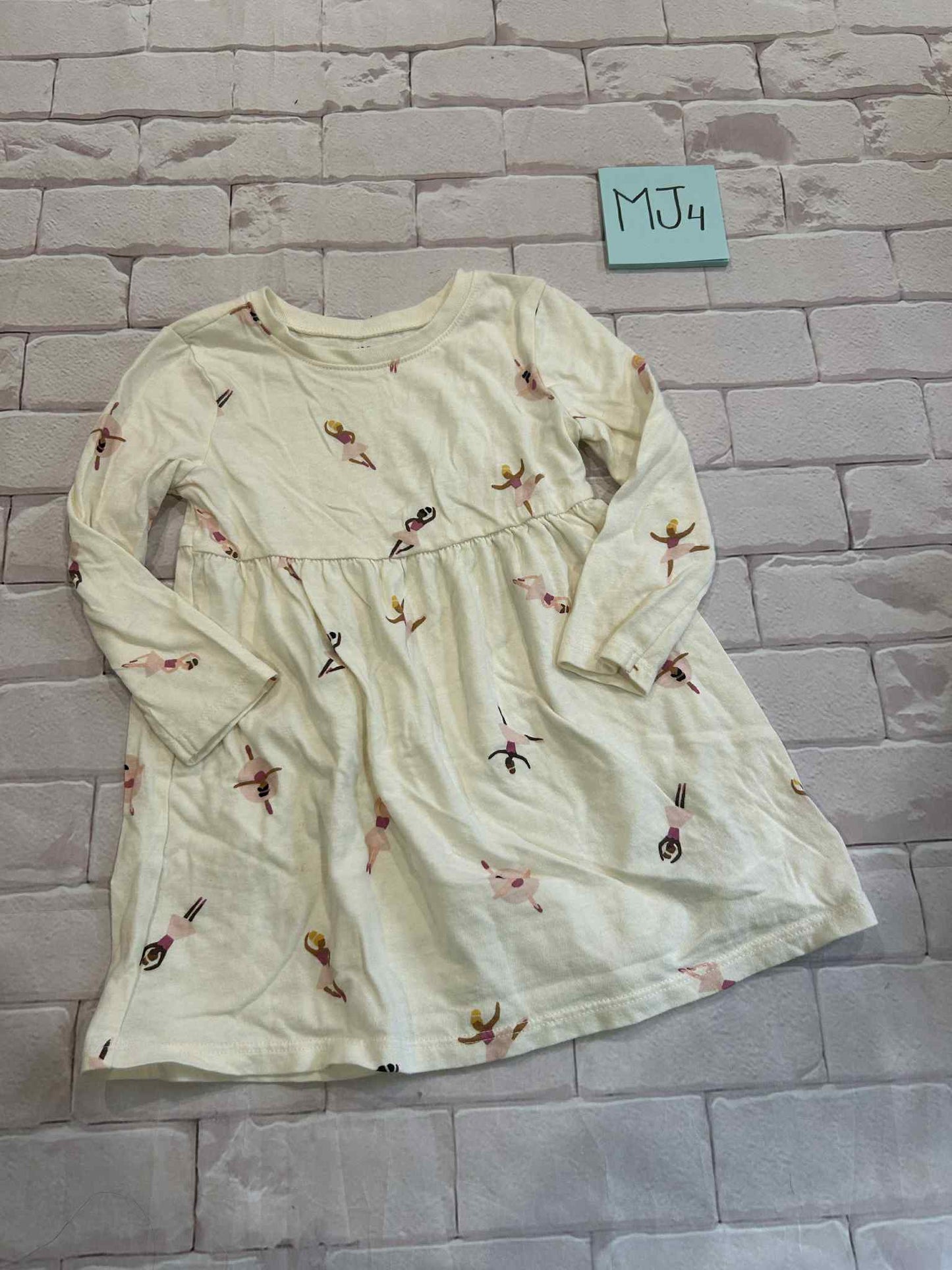 Dress Size 18-24m