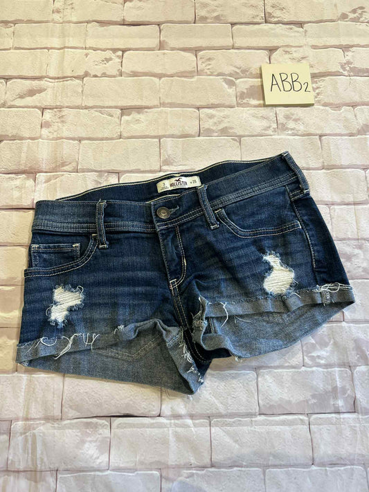 Bottoms Size 3