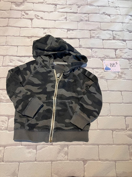Top Size 2T