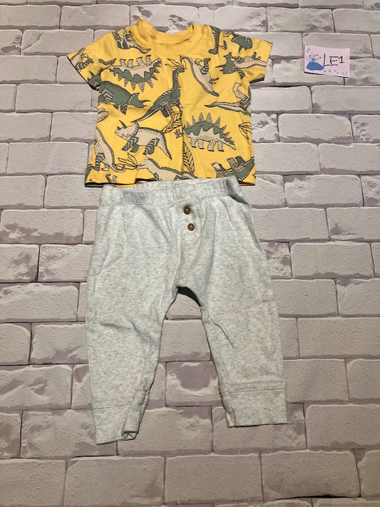 Outfit Size 9m