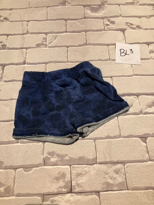Bottoms Size 18m