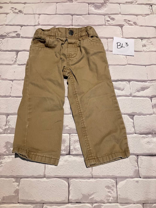 Bottoms Size 18m