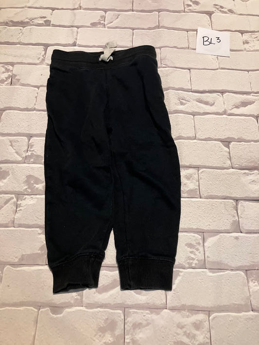 Bottoms Size 18-24m