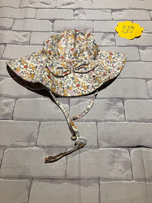 Girls Hat Size 12-24m BNWT