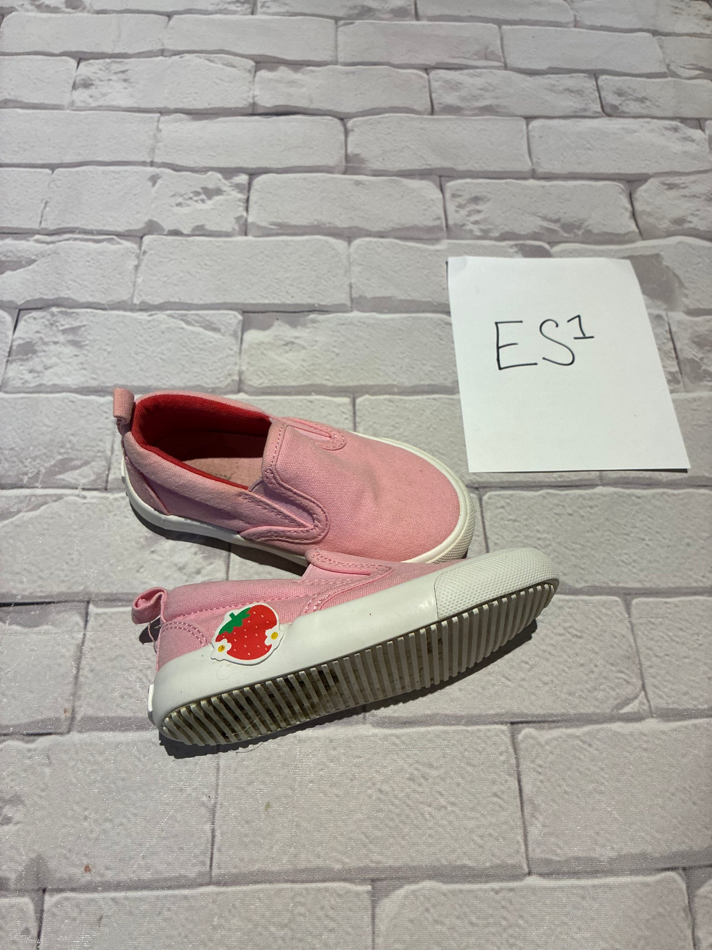 Shoes Size 6