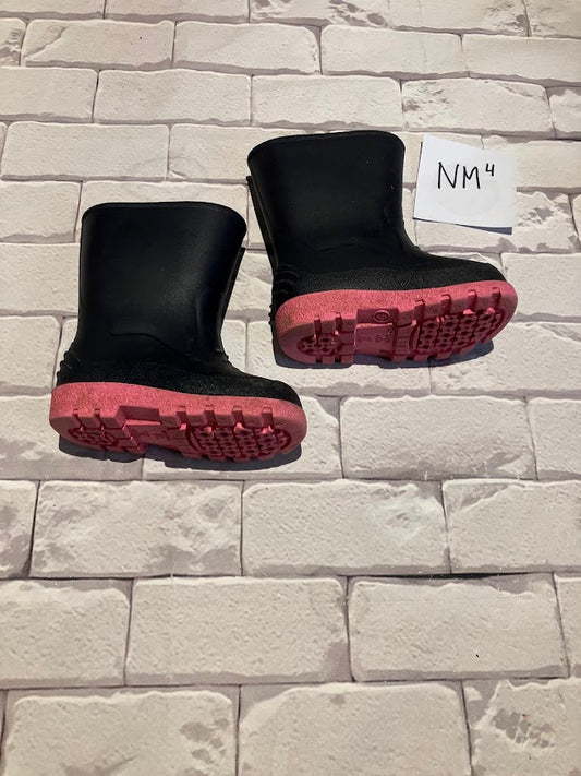 Shoes Size 5