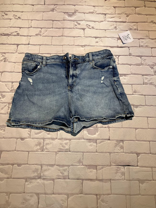 Ladies Bottoms Size 32