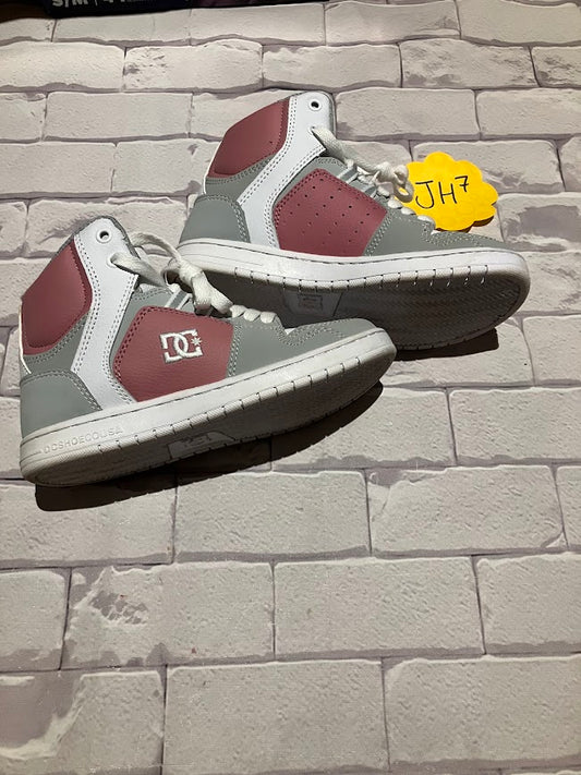 Girls Shoes Size 2