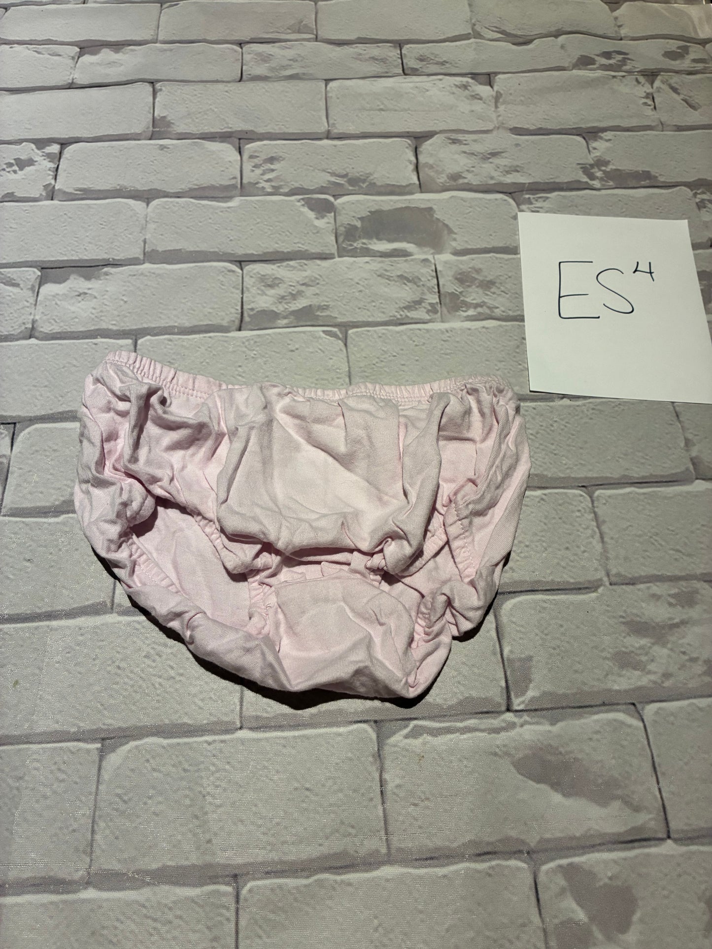 Bottoms Size 24m