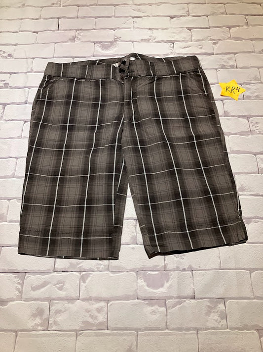 Ladies Bottoms Size 11