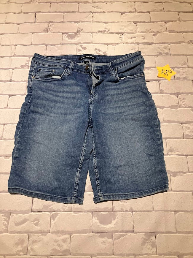 Ladies Bottoms Size 12