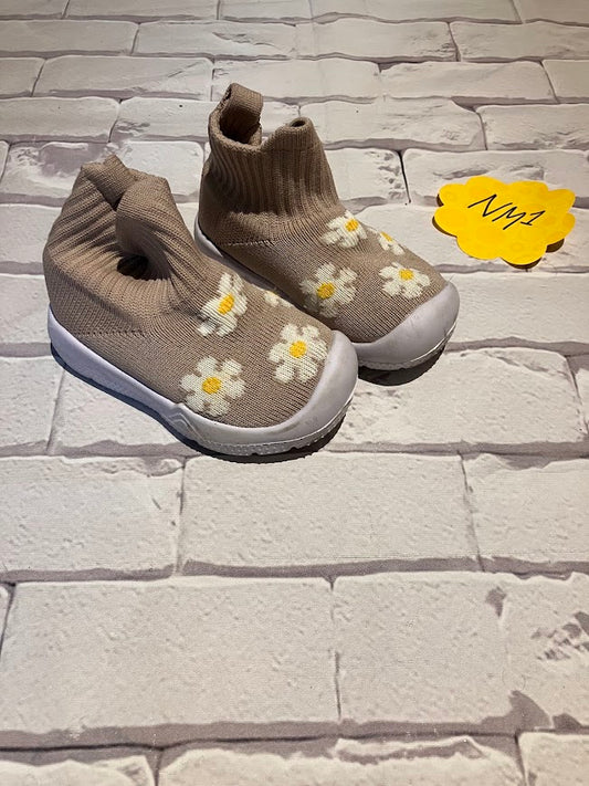 Girls Shoes Size 5