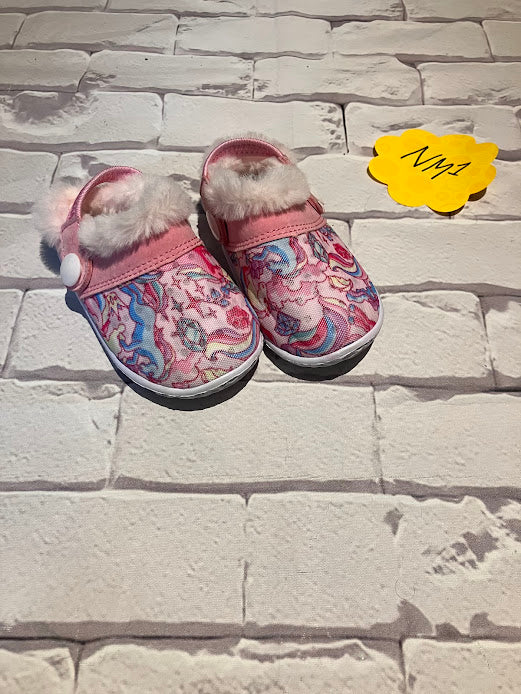 Girls Shoes Size 5
