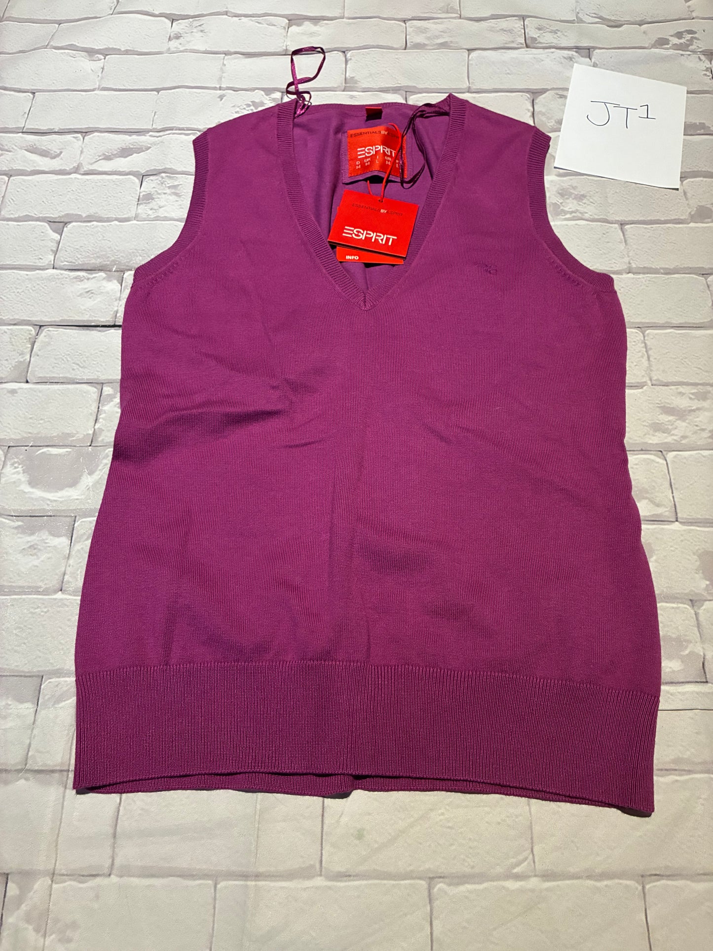 Ladies Top Size M BNWT