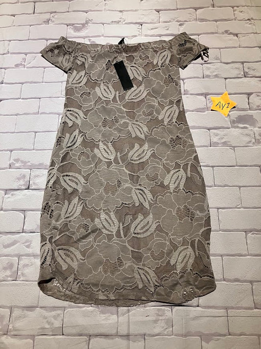 Dress Size M BNWT