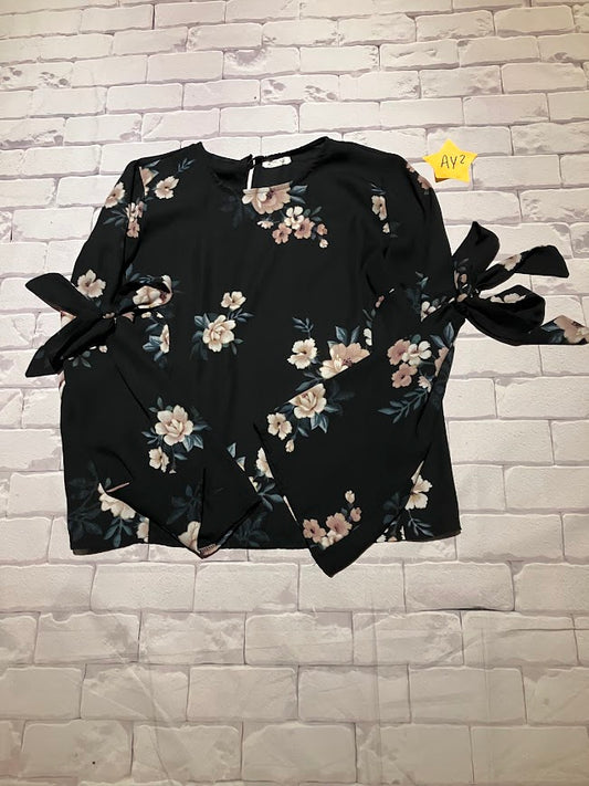 Ladies Top Size S