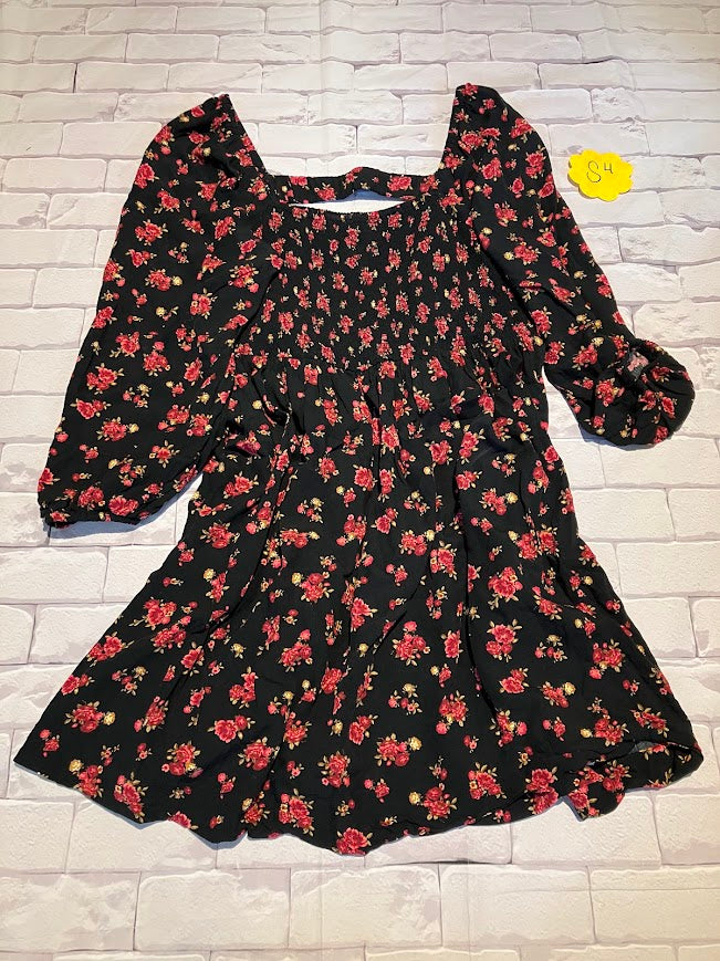 Ladies Dress Size L