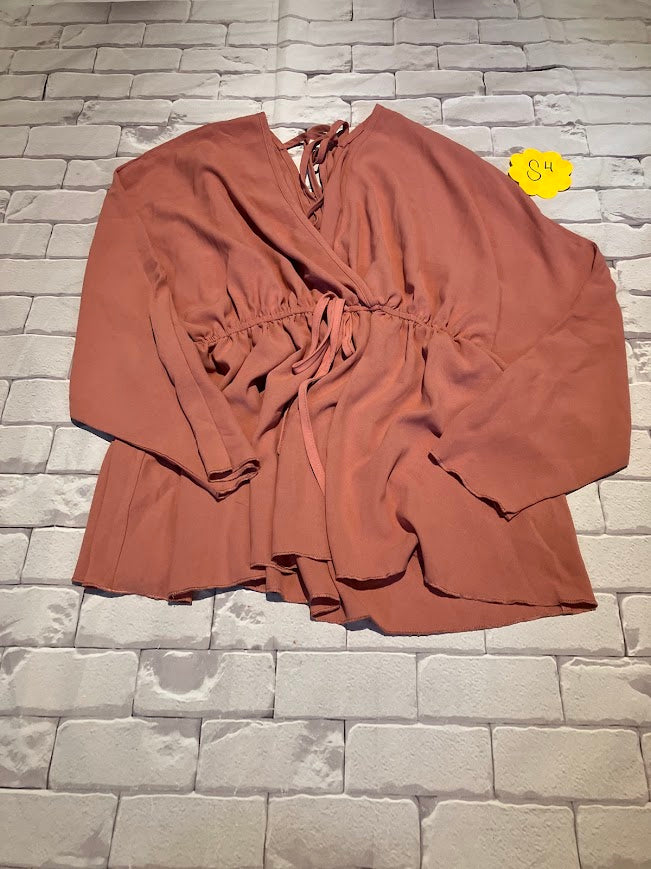 Ladies Top Size M