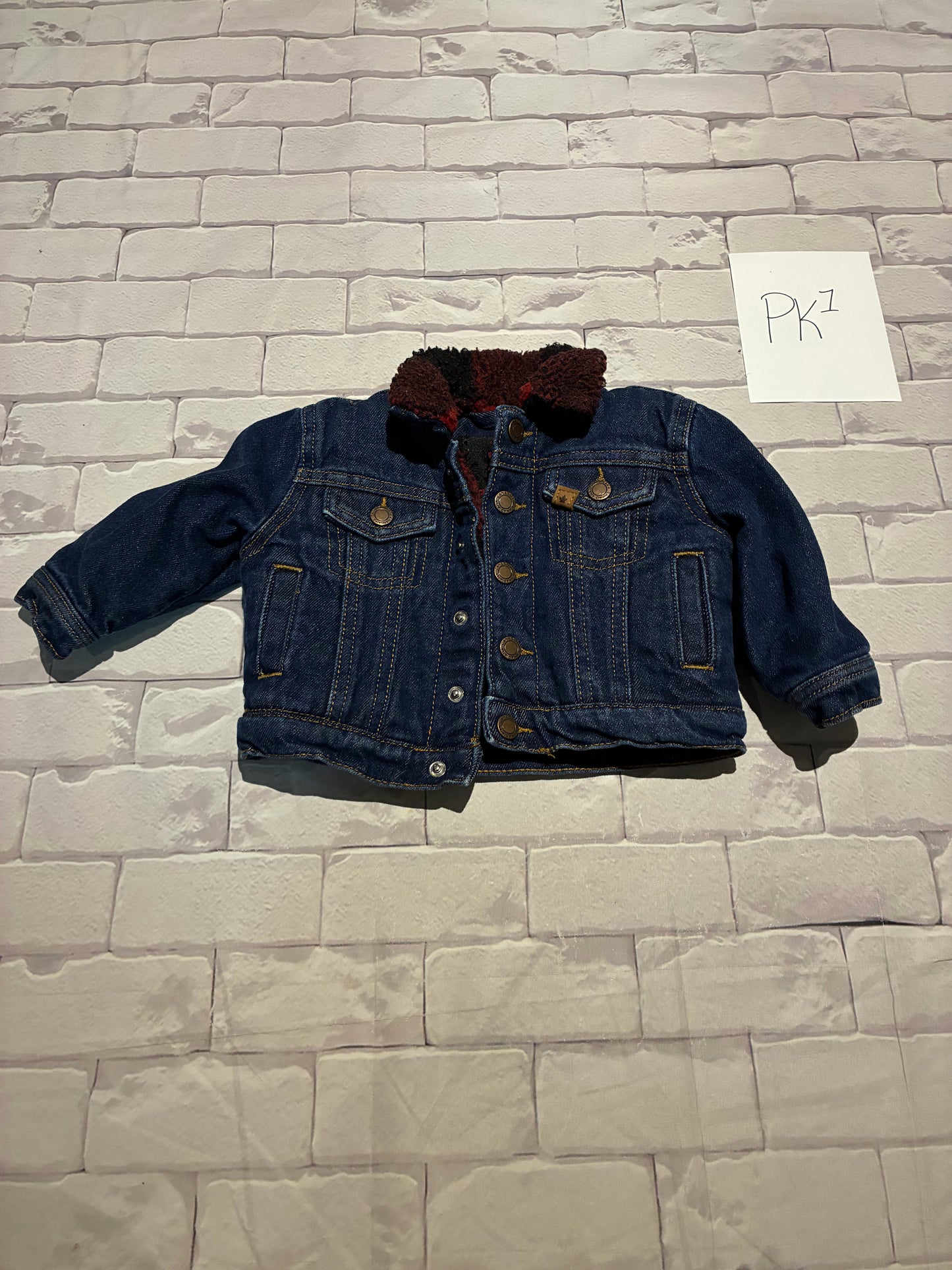 Outerwear Size 6-12m