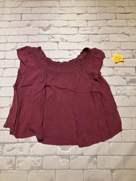 Ladies Top Size M