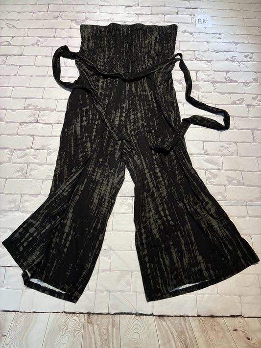 Ladies Outfit Size 2