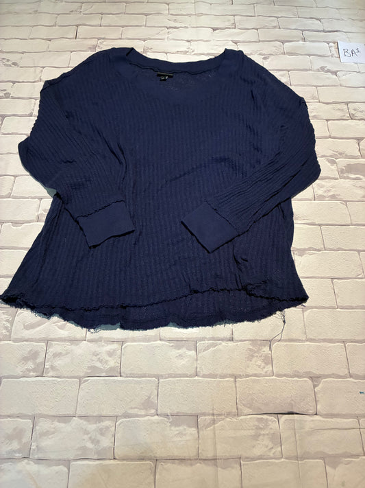 Ladies Top Size 2