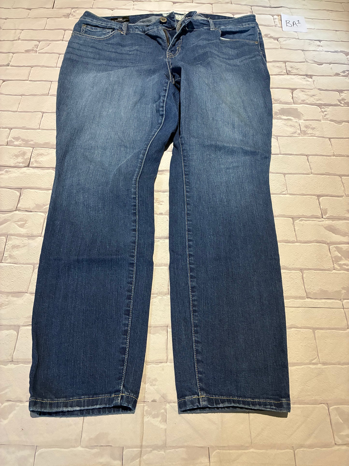 Ladies Bottoms Size 14