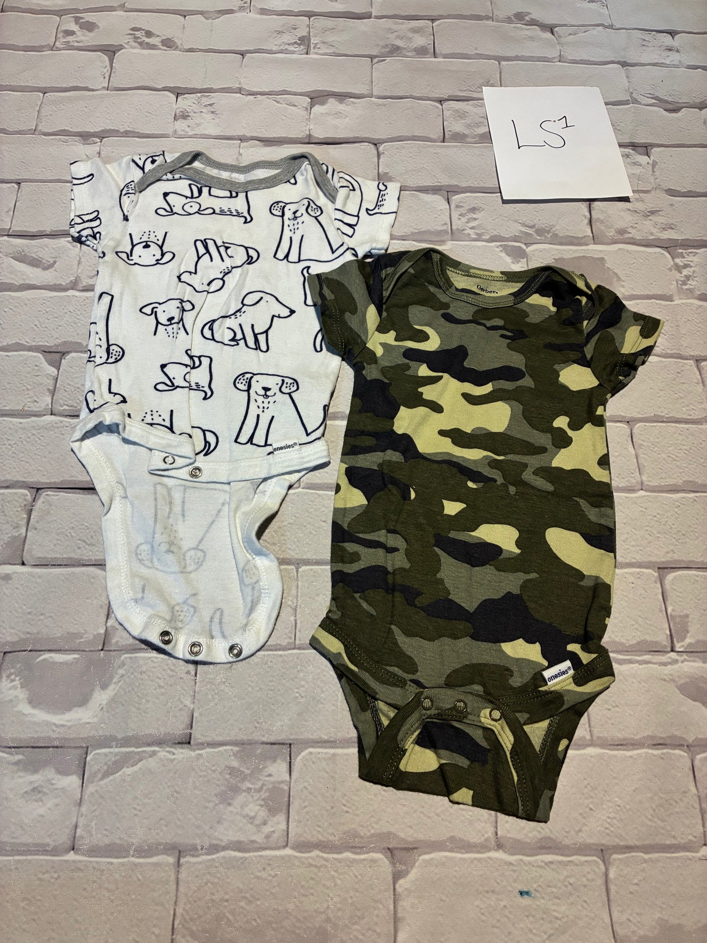 Tops Size 6-9m