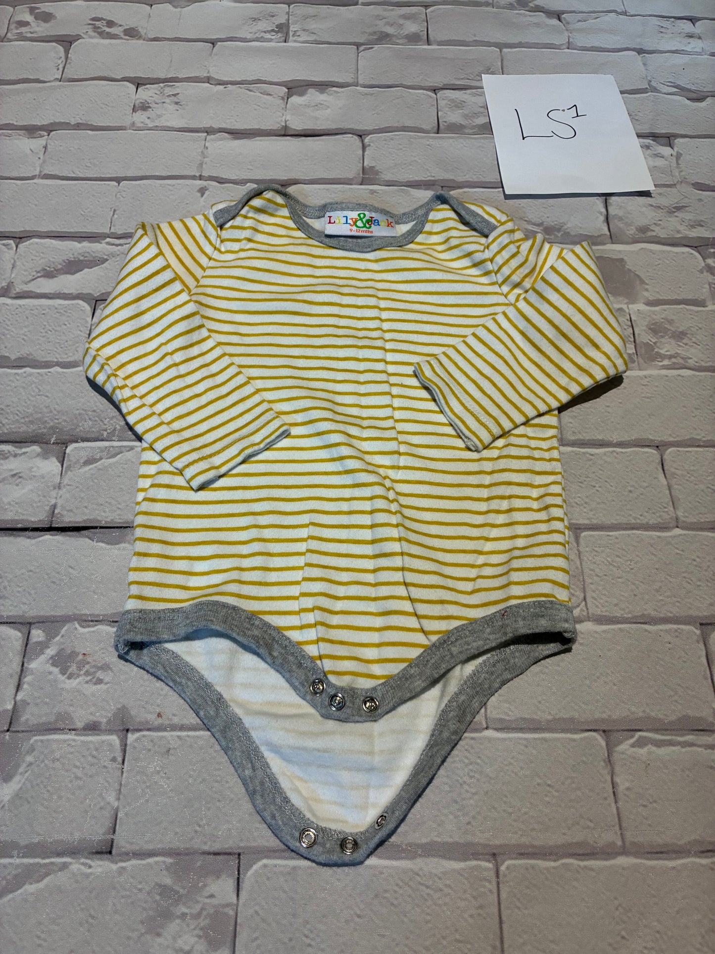 Tops Size 9-12m