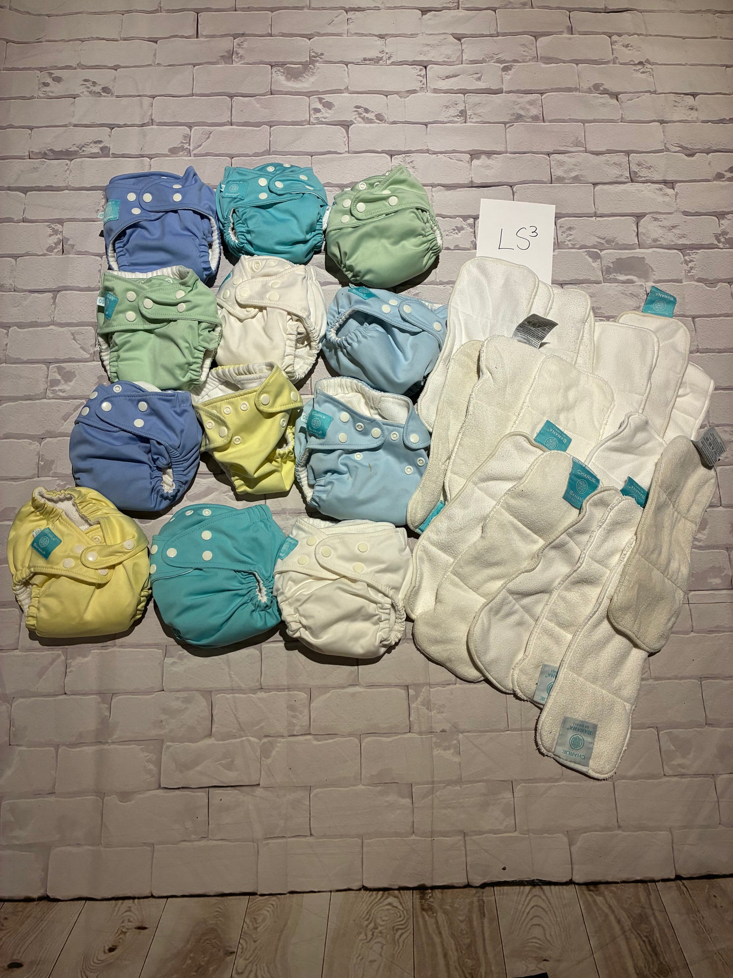 Cloth Diaper One Size Set 12 Pocket Diapers with 20+ Inserts