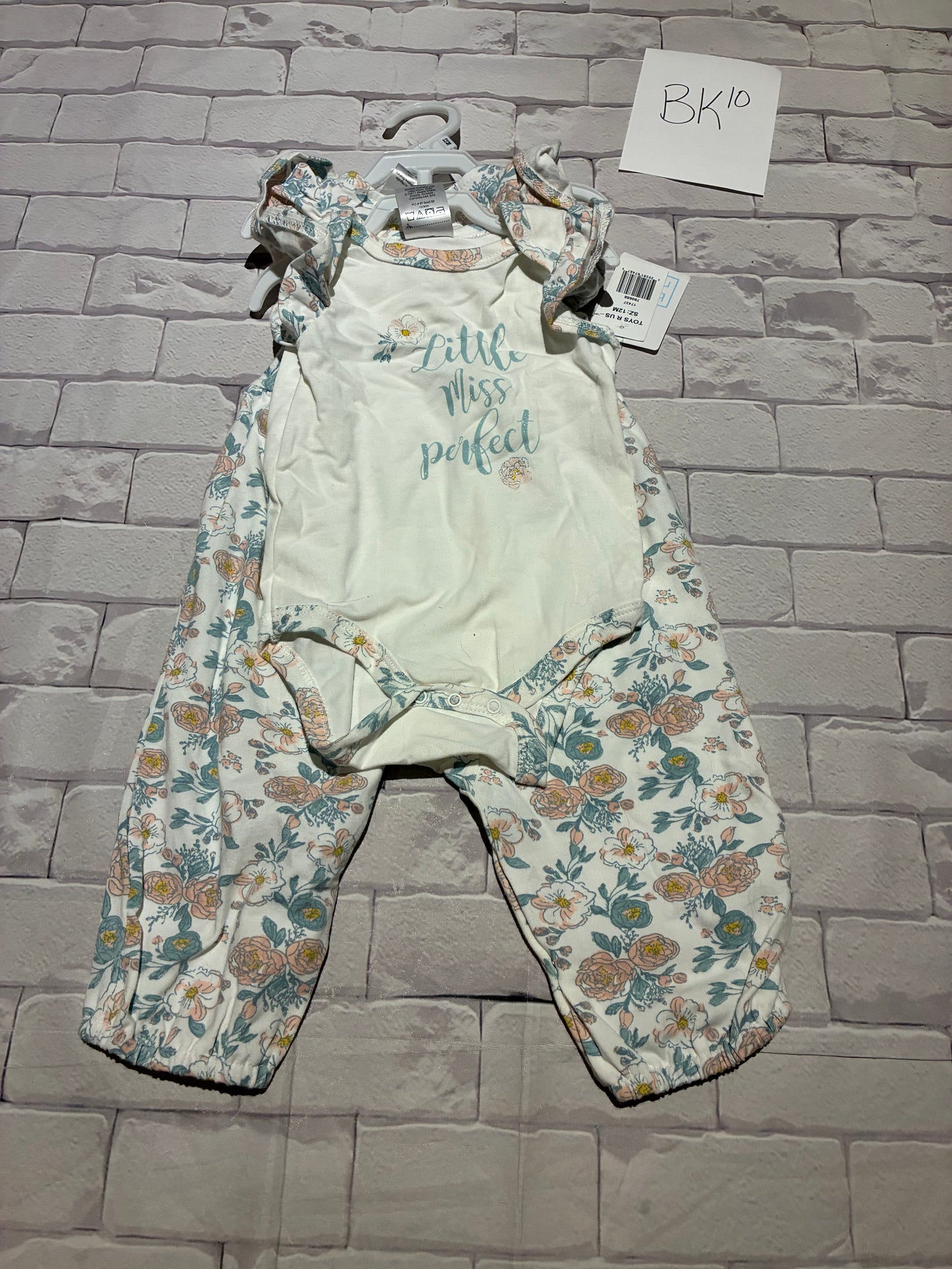 Outfit Size 12m BNWT