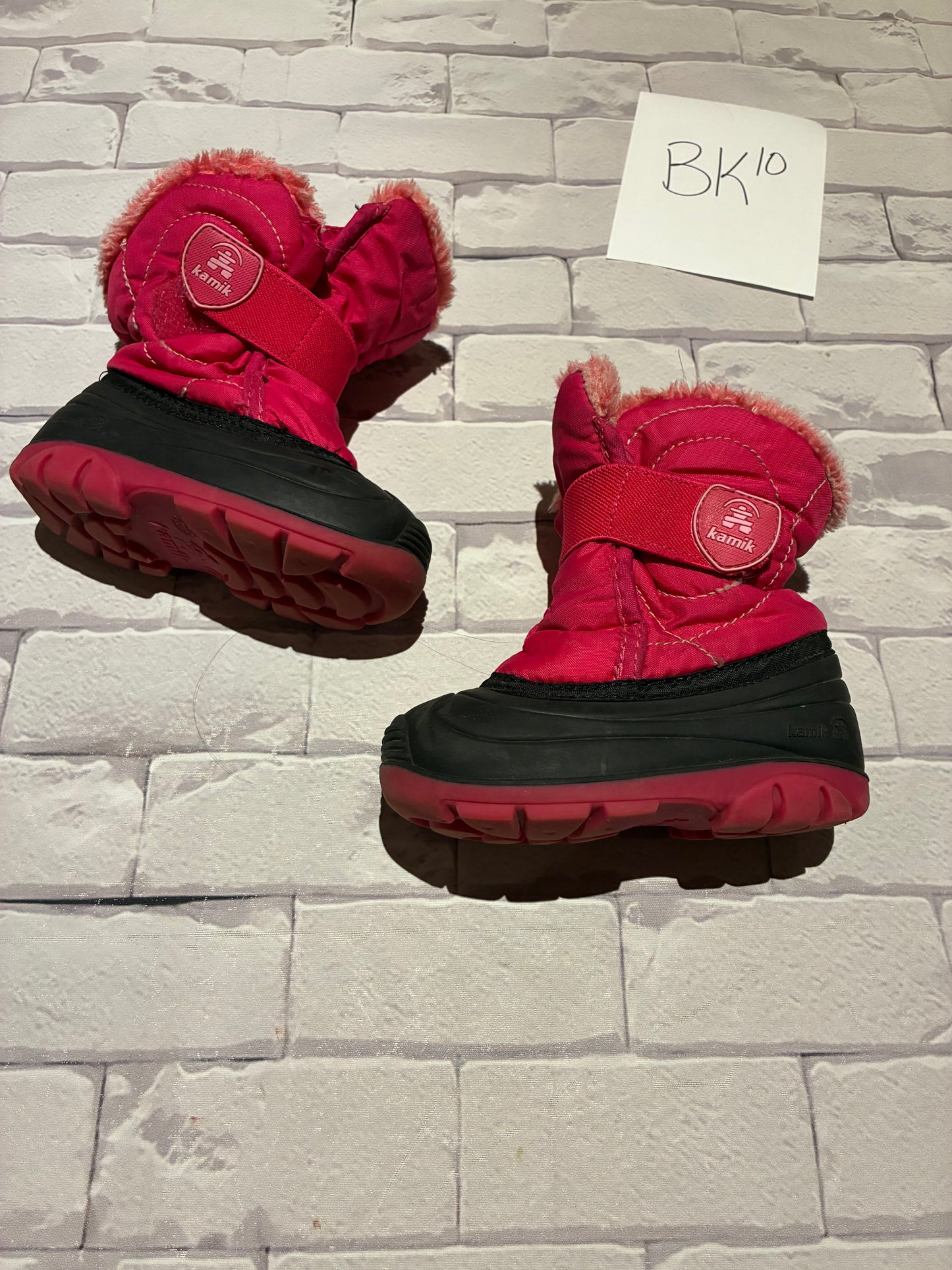 Shoes Size 7