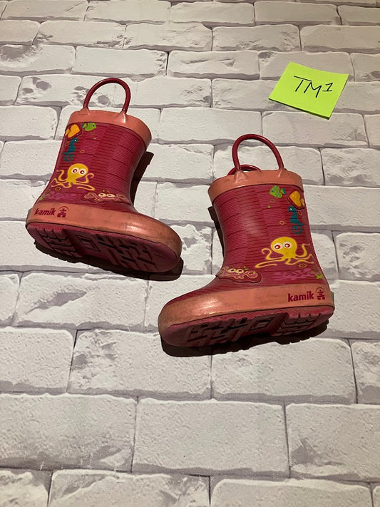 Shoes Size 4