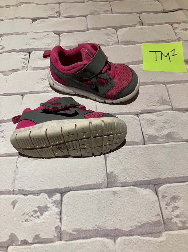 Shoes Size 6