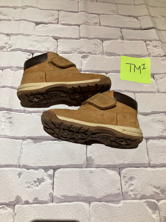 Shoes Size 9