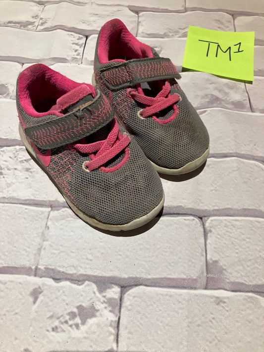 Shoes Size 5