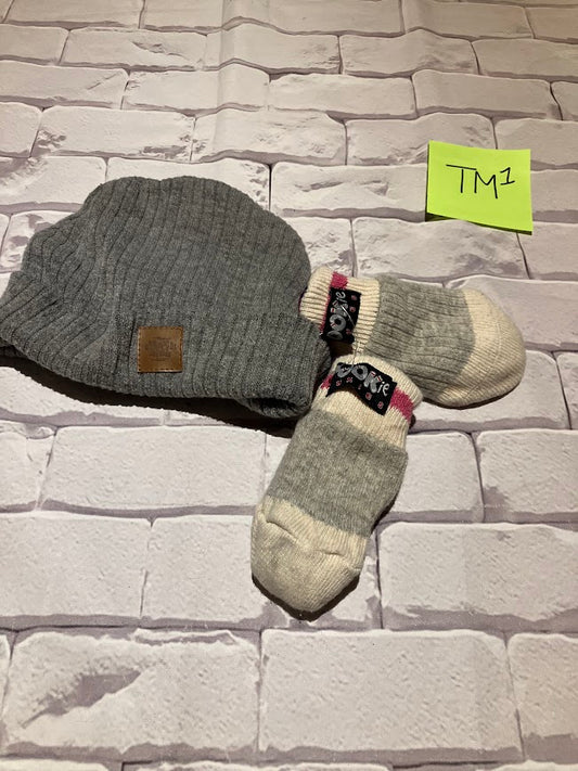 Hat & Mitts Size Infant