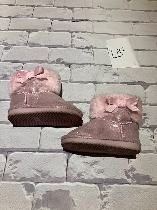 Girls Shoes Size 4